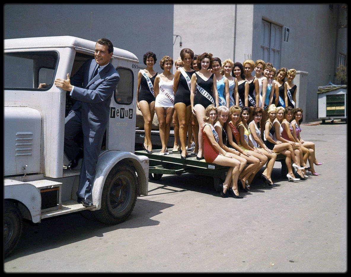 oct-31-1961lllllllllllll.jpg