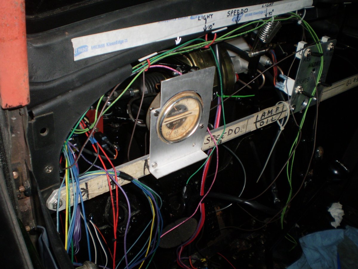 oil gauge mock-up bracket 001.JPG