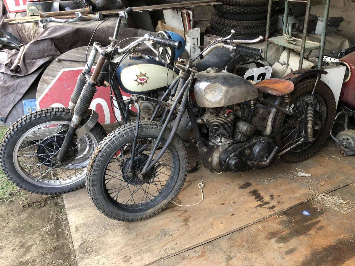 old and older bsa.JPG