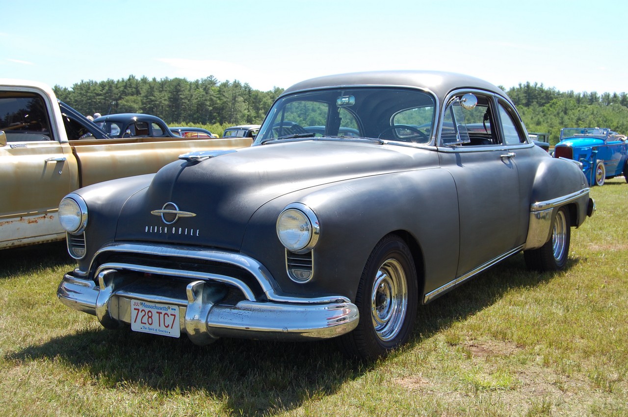 Olds at NE Dragway 2014.jpg