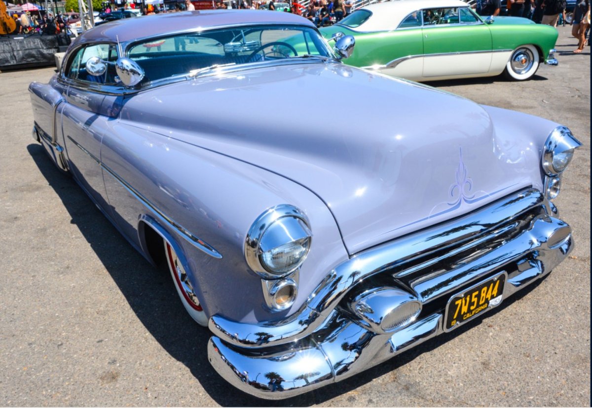 olds custom1.jpg