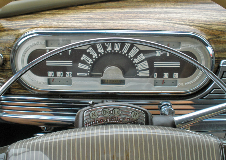 OLds dash Hydro.JPG