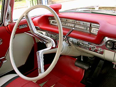 olds steering wheel.jpg