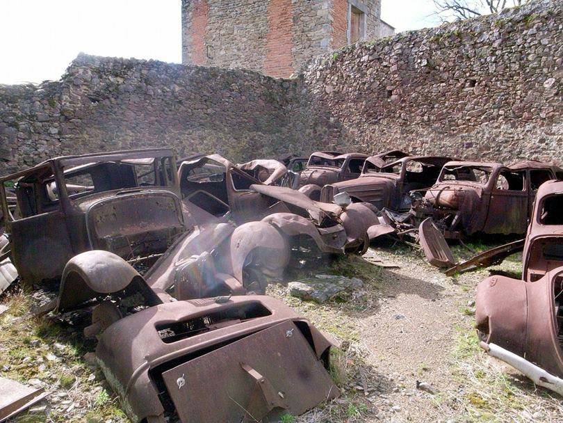 Oradour-sur-Glane-French-Village-005.jpeg