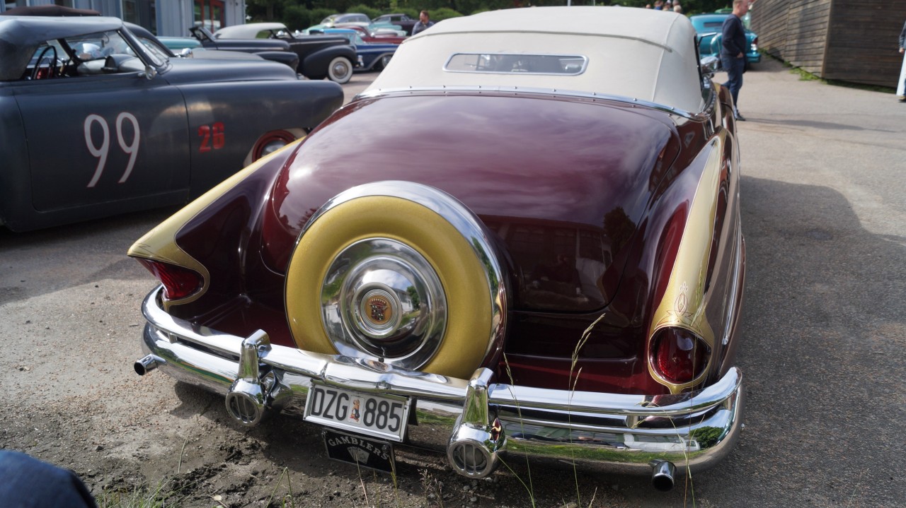 P 1 7-31 CUSTOM (122).jpg