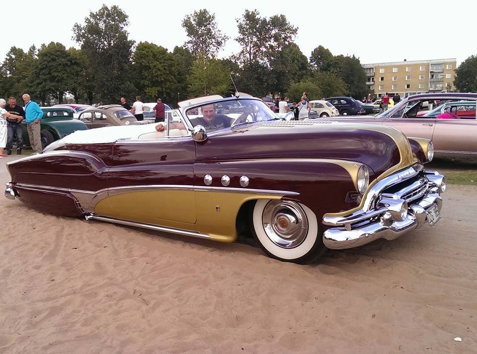P 1 7-31 CUSTOM (207).jpg
