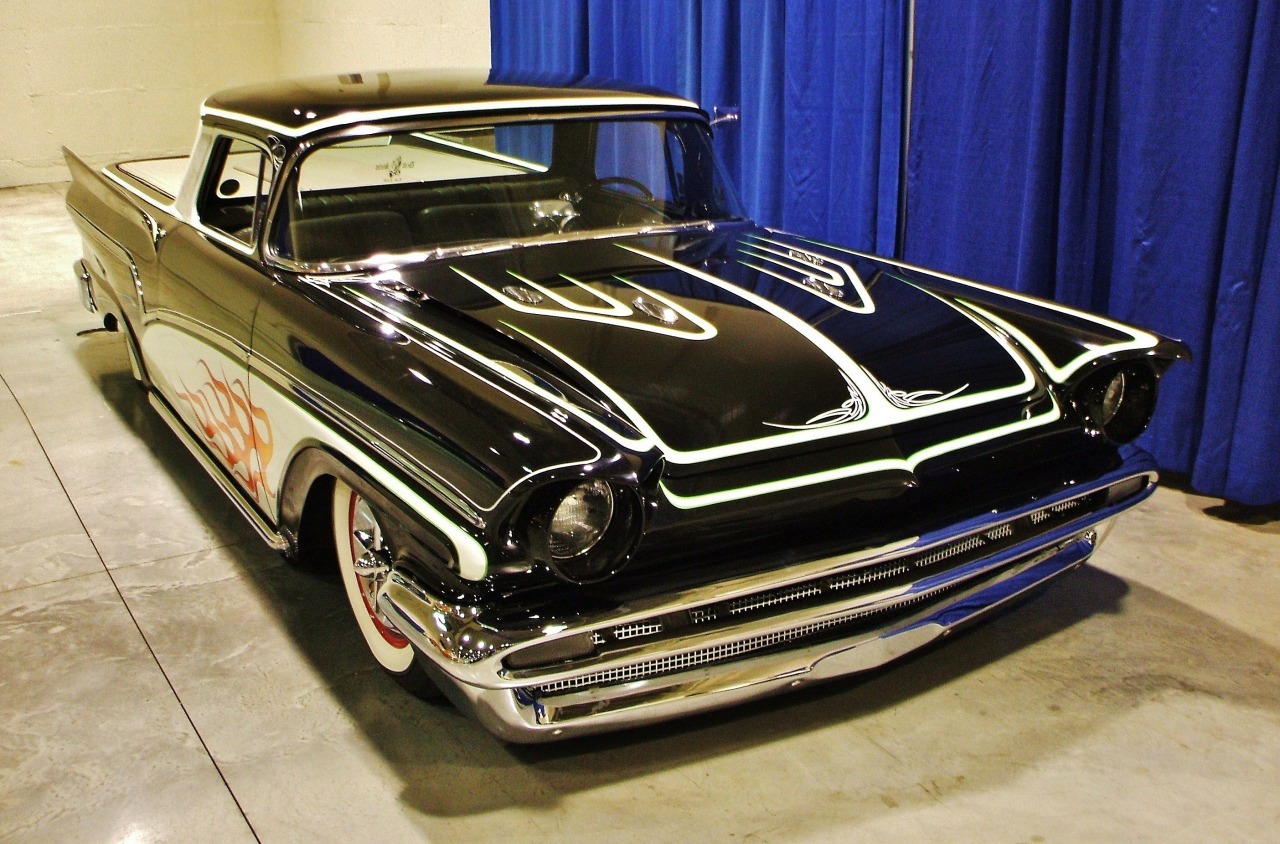 P 1 7-31 CUSTOM (42).jpg