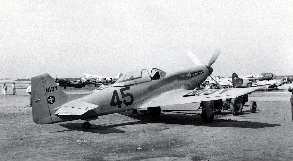 P 51 MUSTANG.jpg