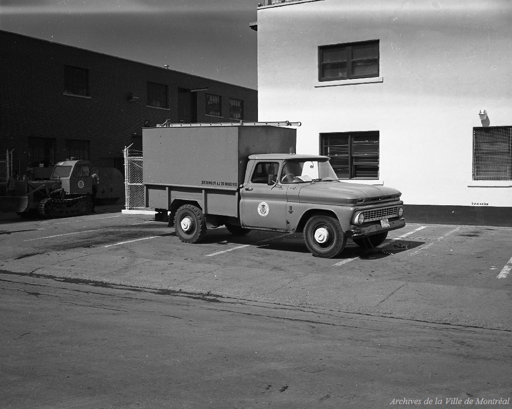 P30-YP1910-027.jpg