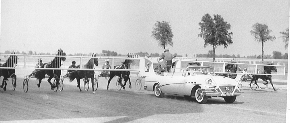 pace car 2.jpg