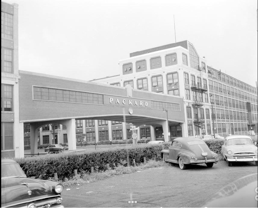 Packard.JPG