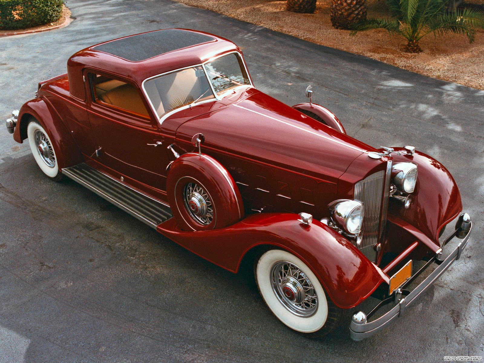 packard-twelve-sport-coupe-dietrich-1933.jpg