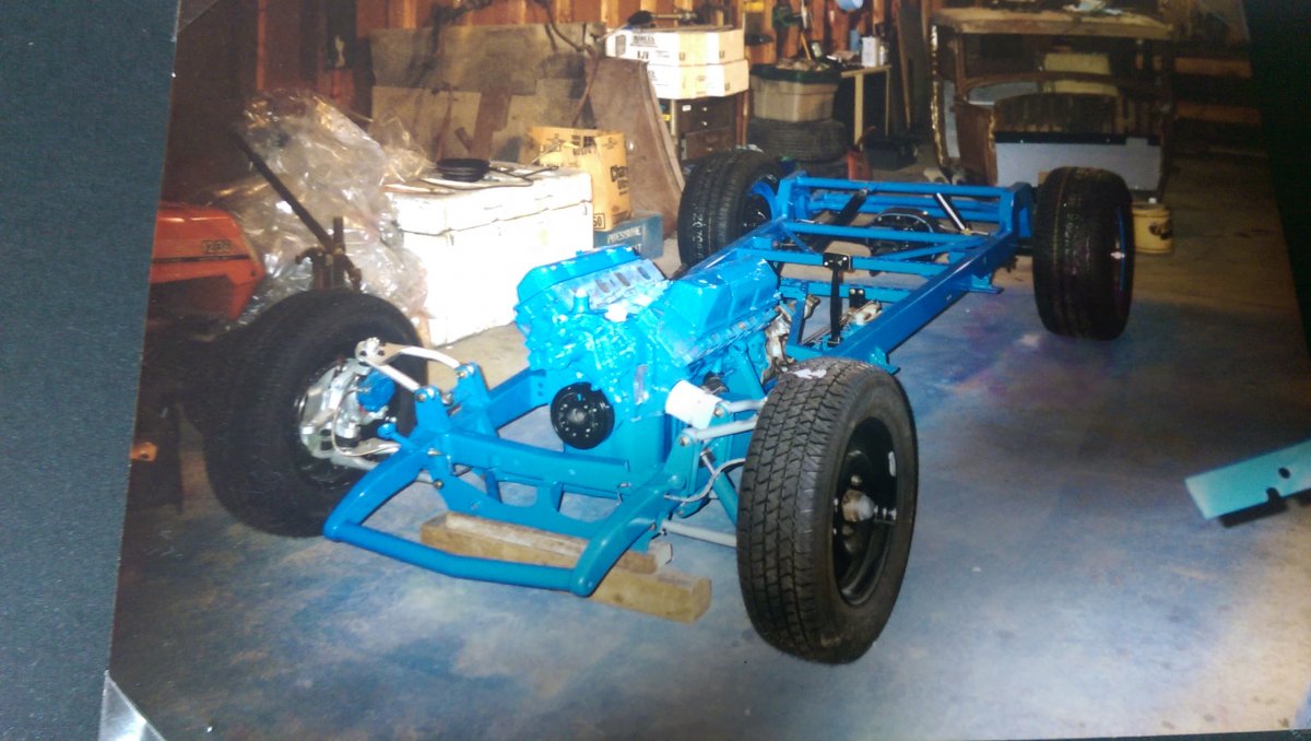 painted chassis.jpg