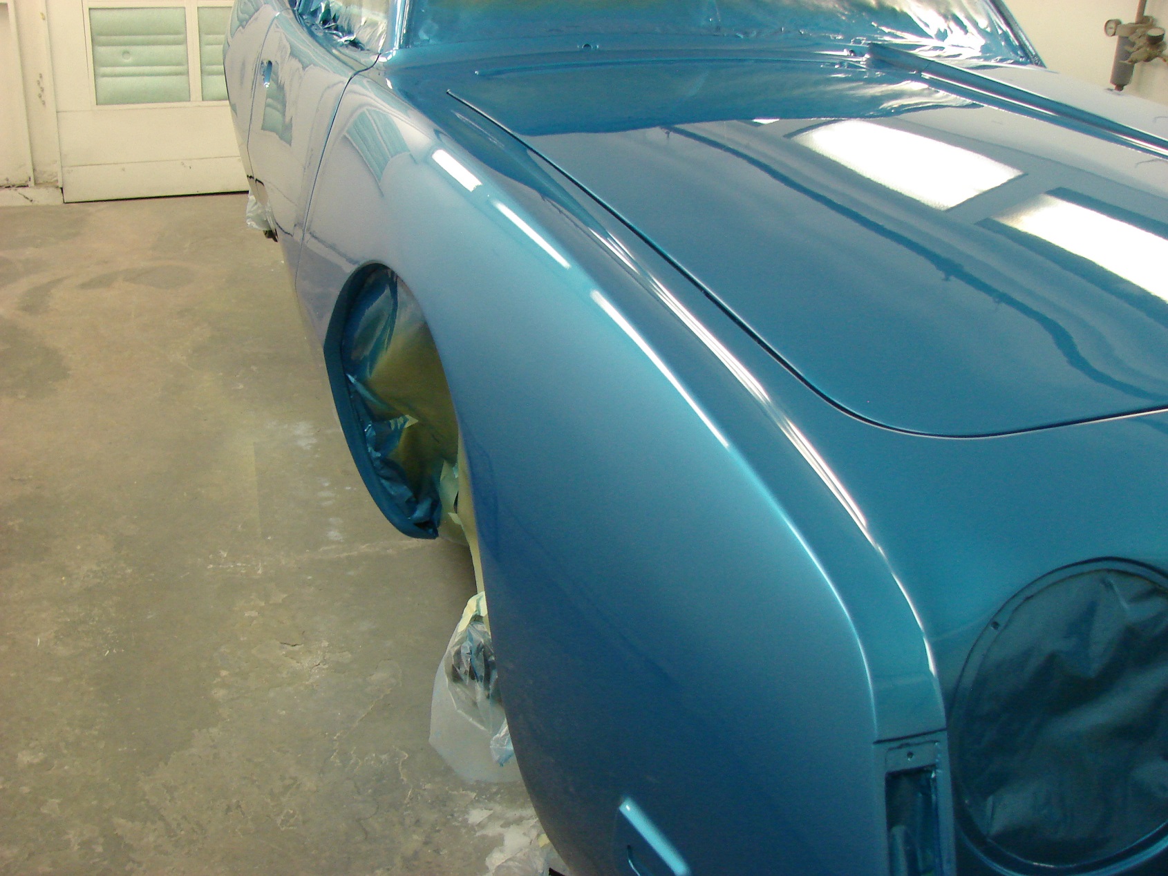 Painting the Avanti 019.JPG