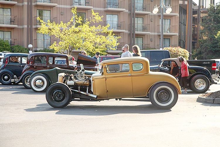 Petri\'s Coupe at Northwest Deuce Days - Victoria BC - by Chris Shelton.jpg