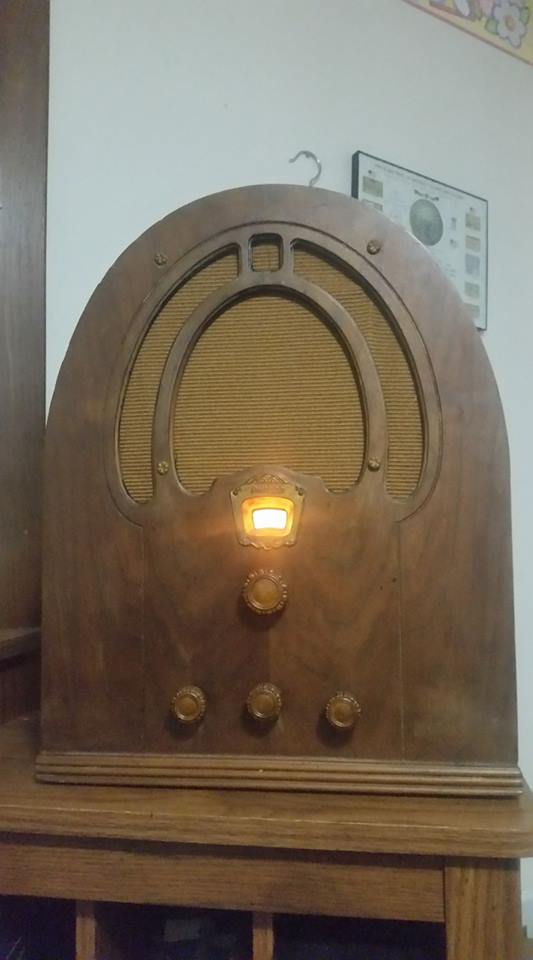 philco cathederal.jpg