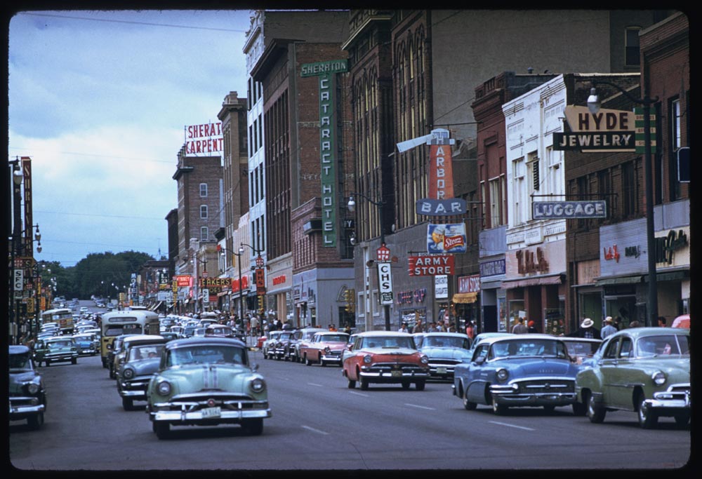 Phillips Avenue Sioux Falls.jpg