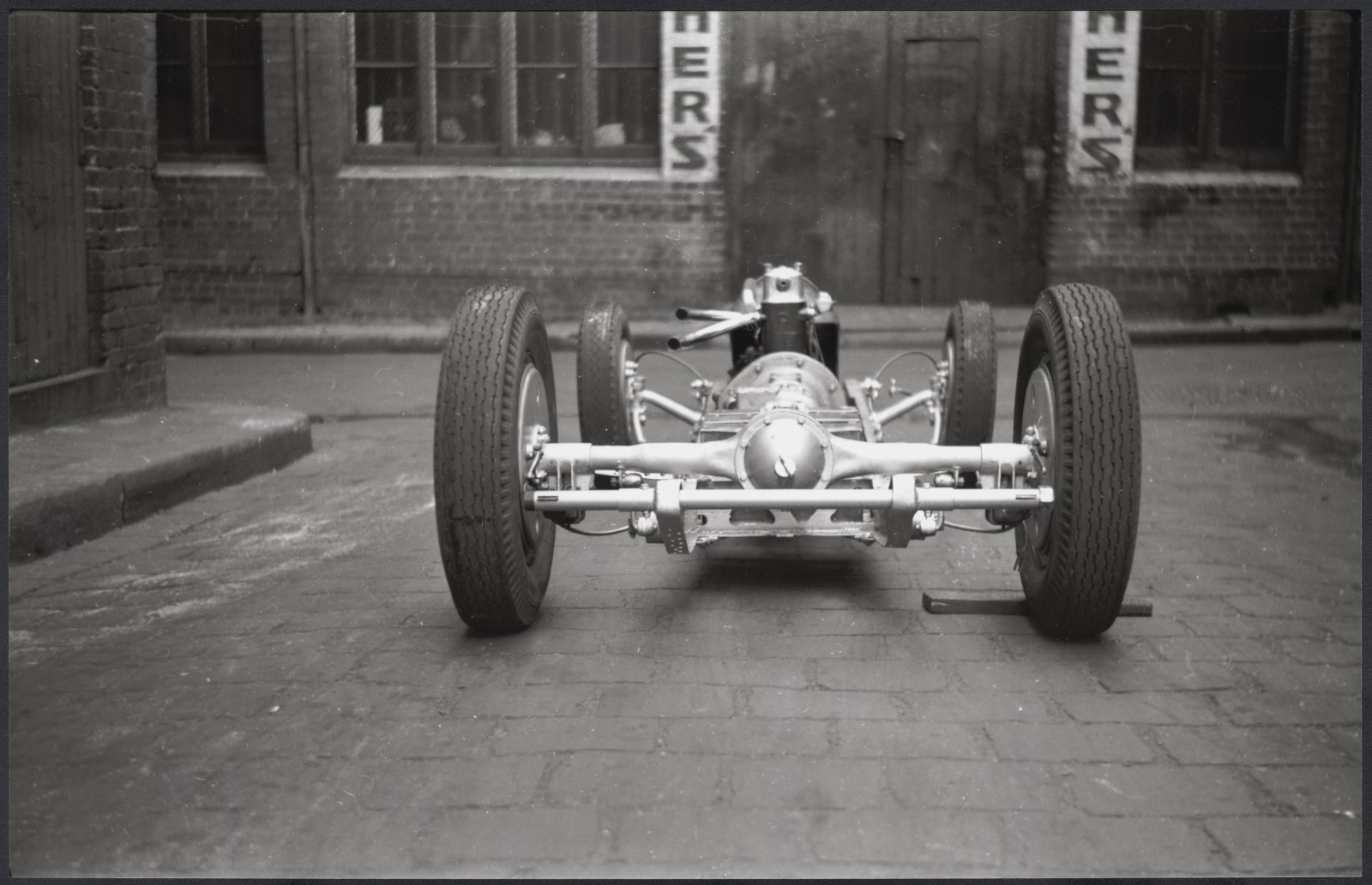 pi017979.jpg