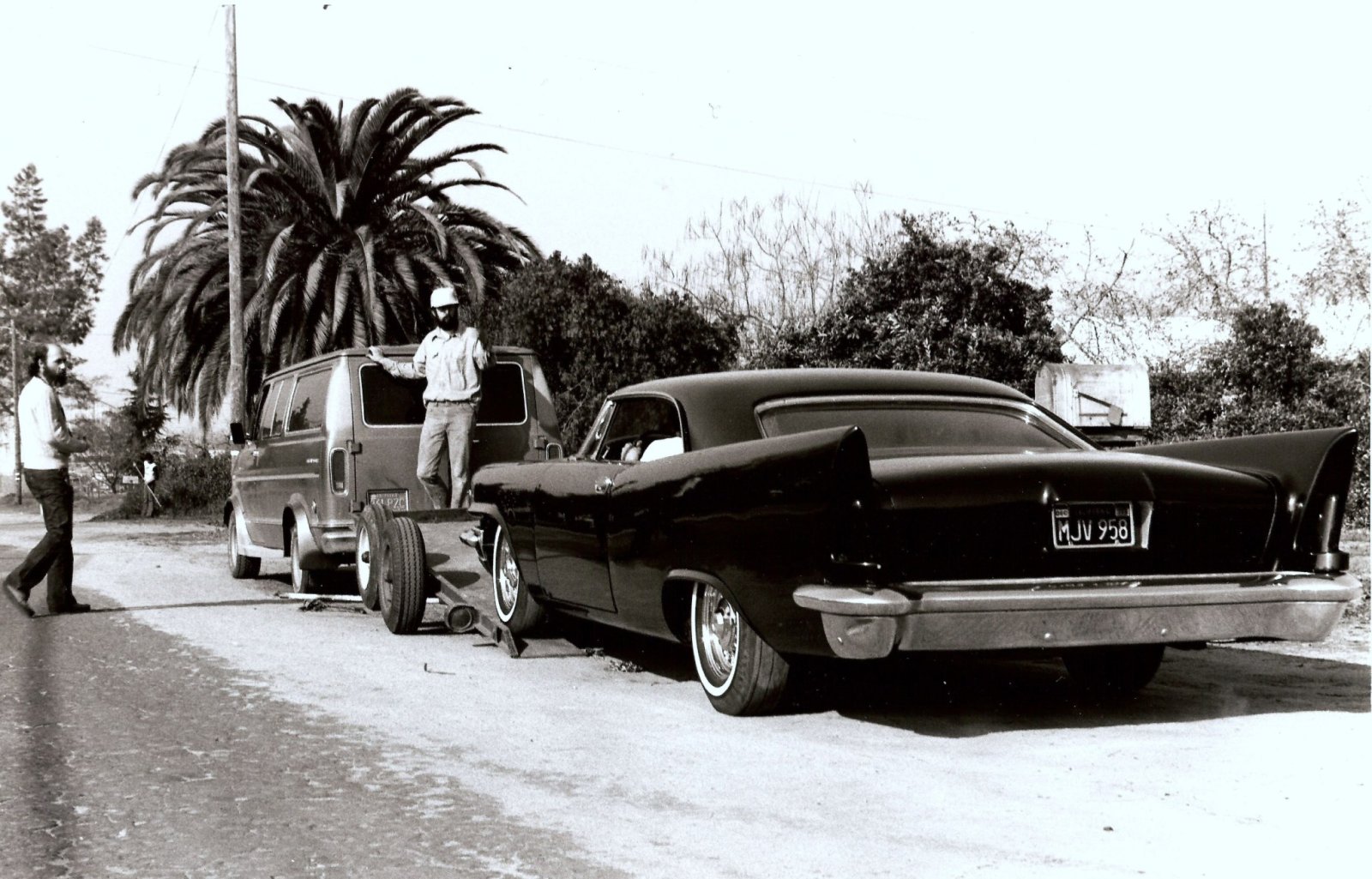 Picking up the Inman Chrysler in Fresno - 1978 (by Bruce Olson).jpg