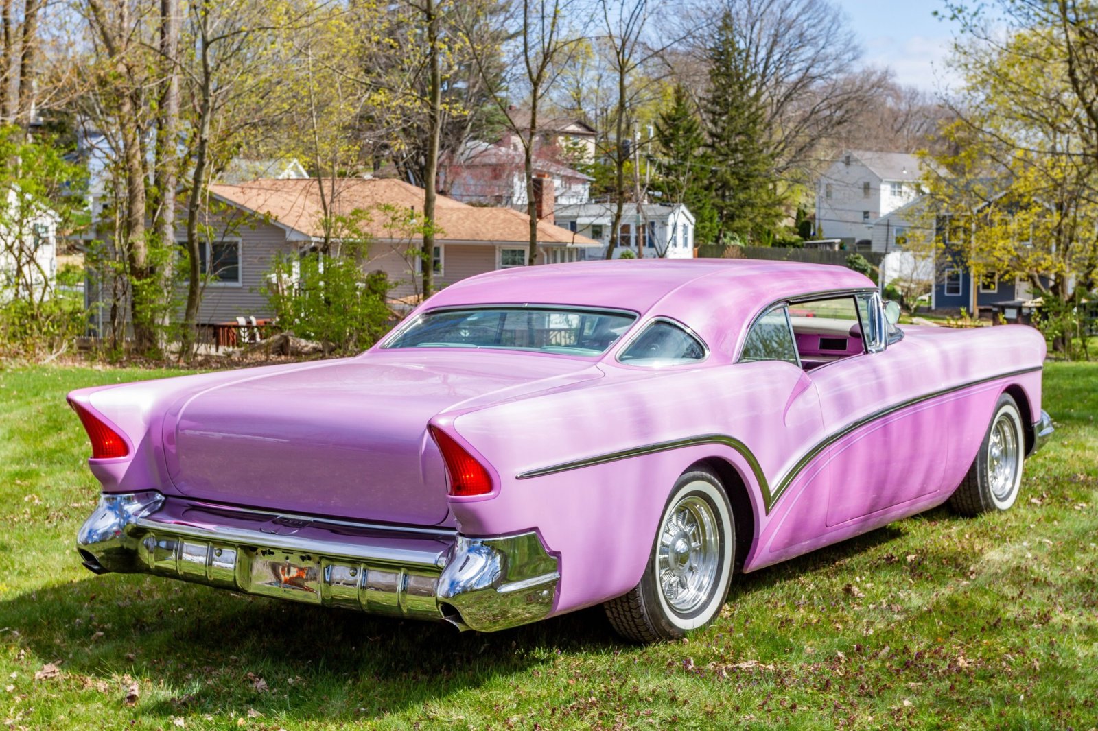 pinkkustom57buick2.jpg