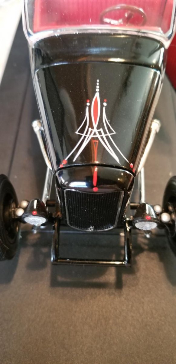 pinstriped roadster front 2.JPG