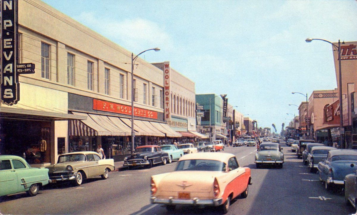 PomonaCA1957_1500.jpg