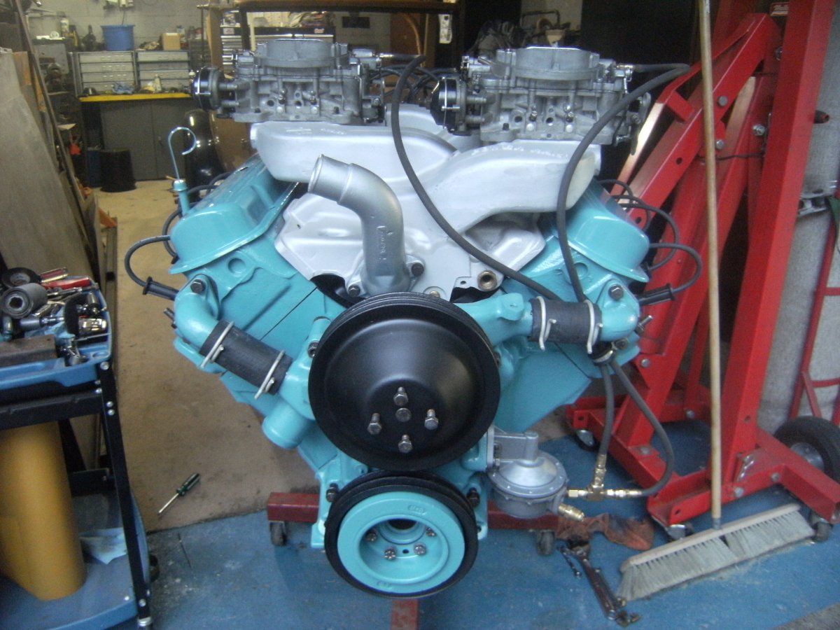 pontiac engine 015.JPG