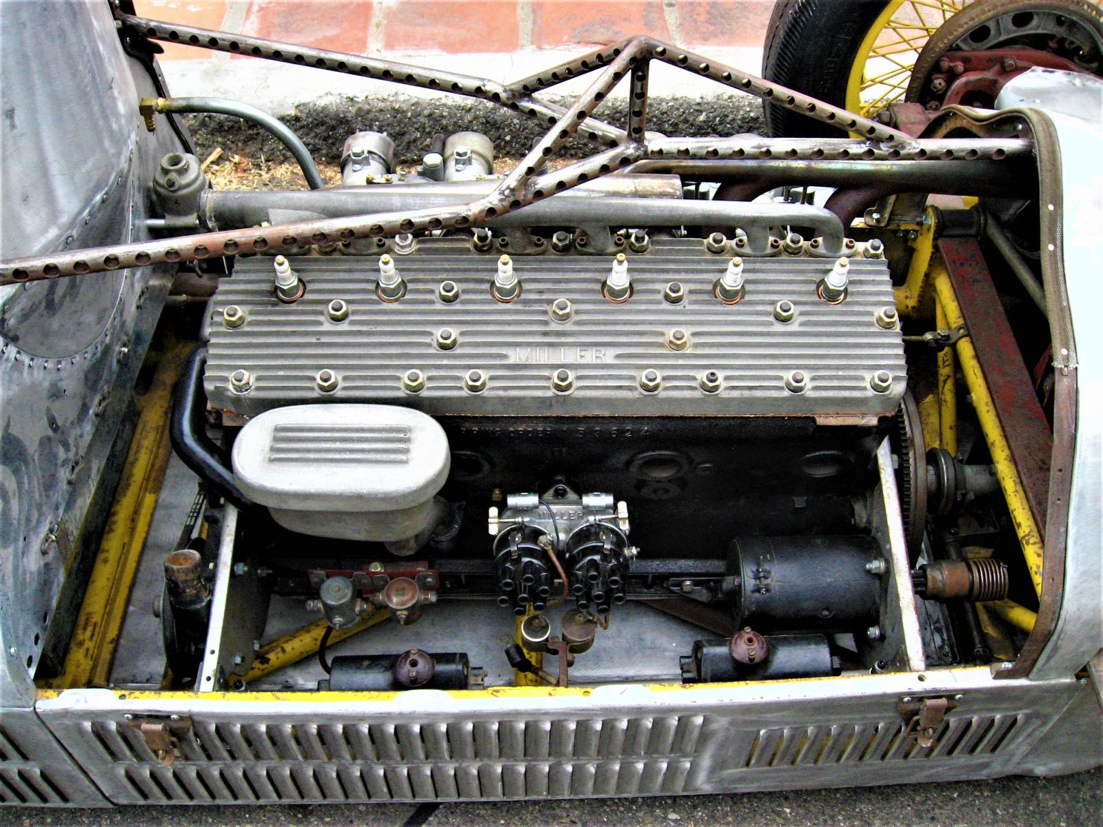 pontiac flathead 6 banger (2).JPG