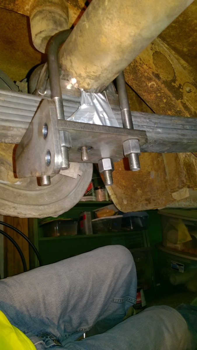 Posies driver side spring saddle.jpg