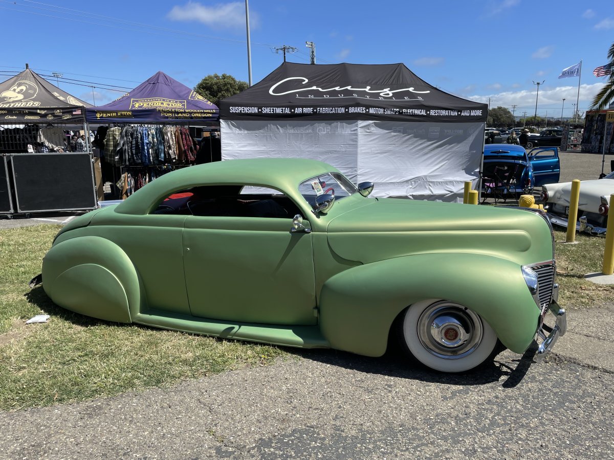 POSTED 1 A CUSTOM (202).jpg