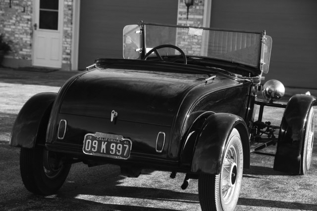 pre-war-hotrod-roadster-model-a-survivor-henry-ford-one-owner-family-79-years-4.jpg