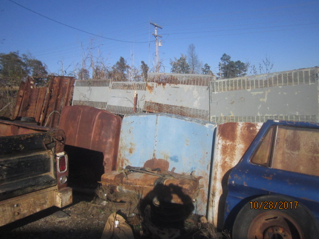 privacy fence 003.JPG