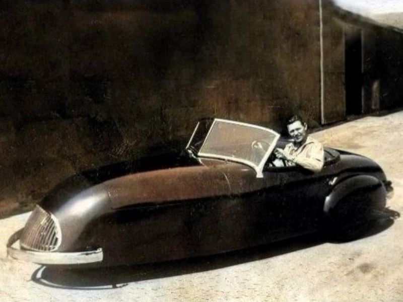 Prototype Davis Divan.jpg