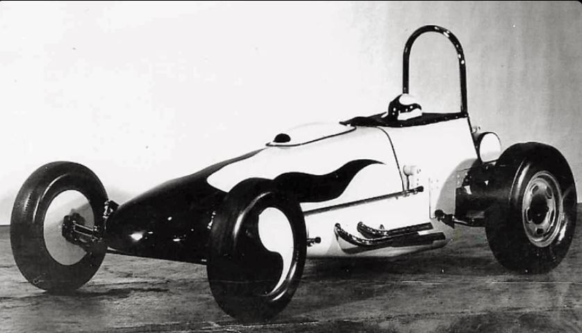 Puty Cat Eate John Jibson's flathead dragster in 1955 at Kingdon. Courtesy of Don Jensen 2.JPG