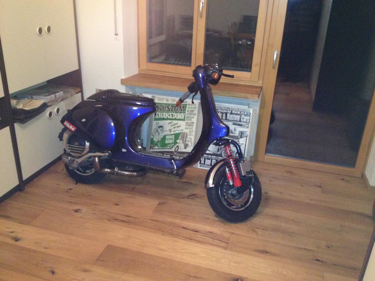 px210 009.jpg