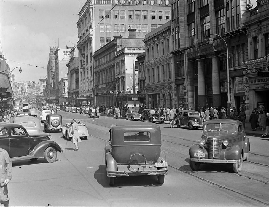 Queen St Akl just post WW2.jpg