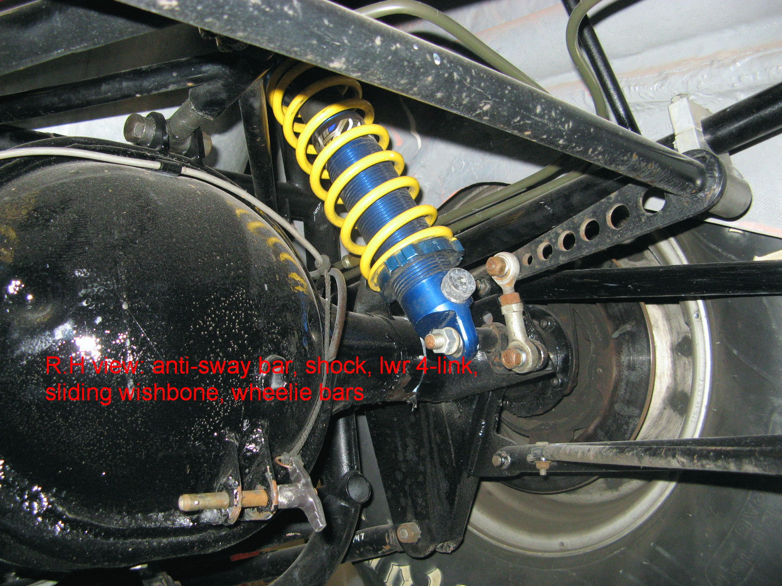 rear susp 01.jpg