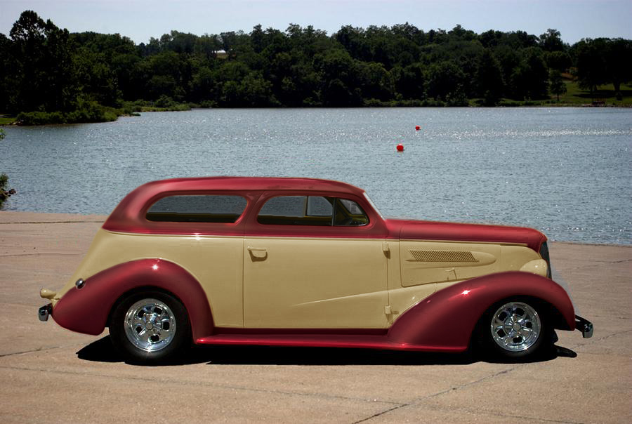 red no trunk.jpg