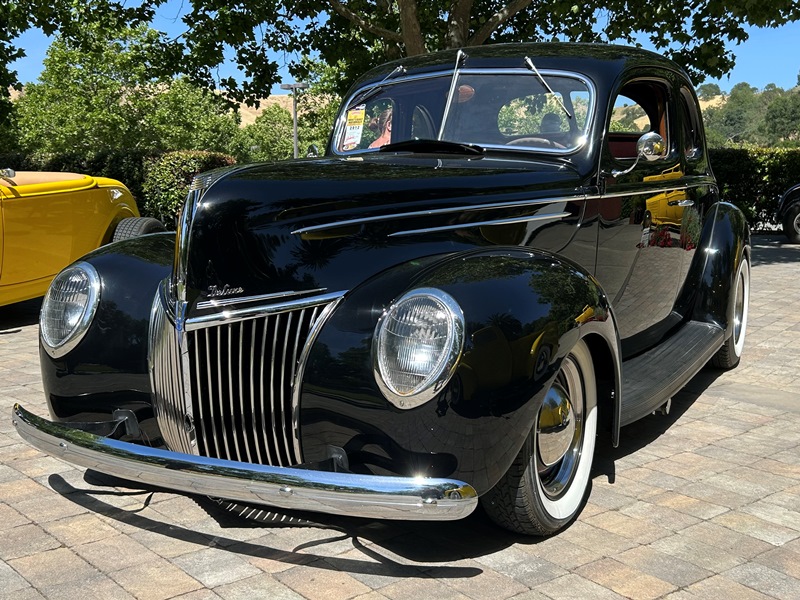 Rich Guasco's '40 Coupe (2).JPG