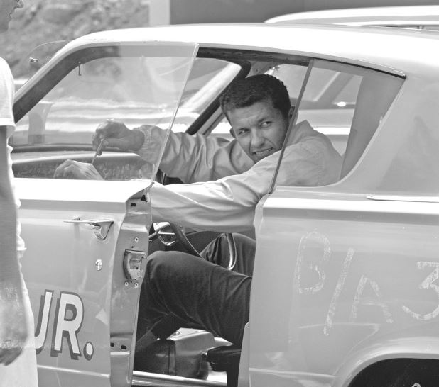 Richard Petty in the drag barracuda.JPG