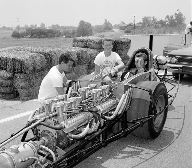 Riverside Nye Frank inline dual injected  SBC dragster.JPG