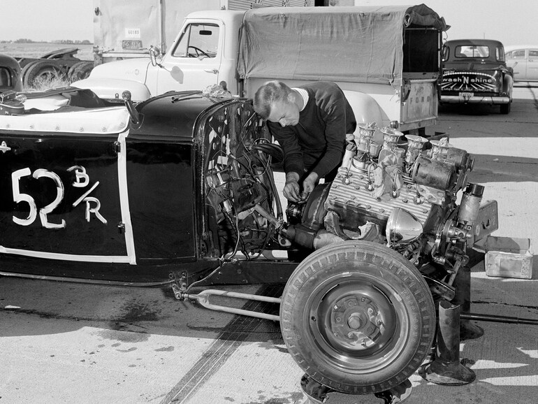 roadster 55 nhra.jpg