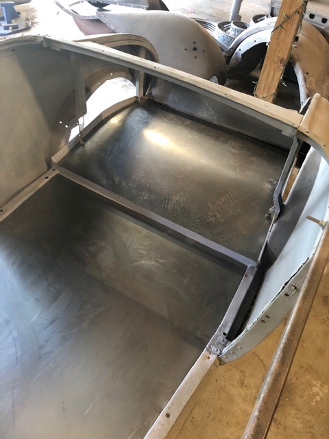 Roadster floor 1.jpg