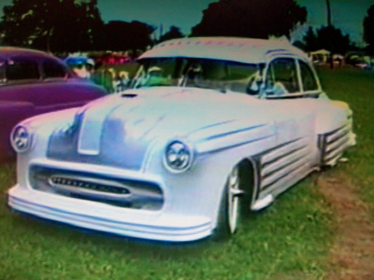 Rob n Debb Butler 50 Pontiac m 93LSS.JPG