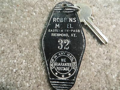 Robbins-Motel-Richmond-KY-Hotel-key-and-fob.jpg