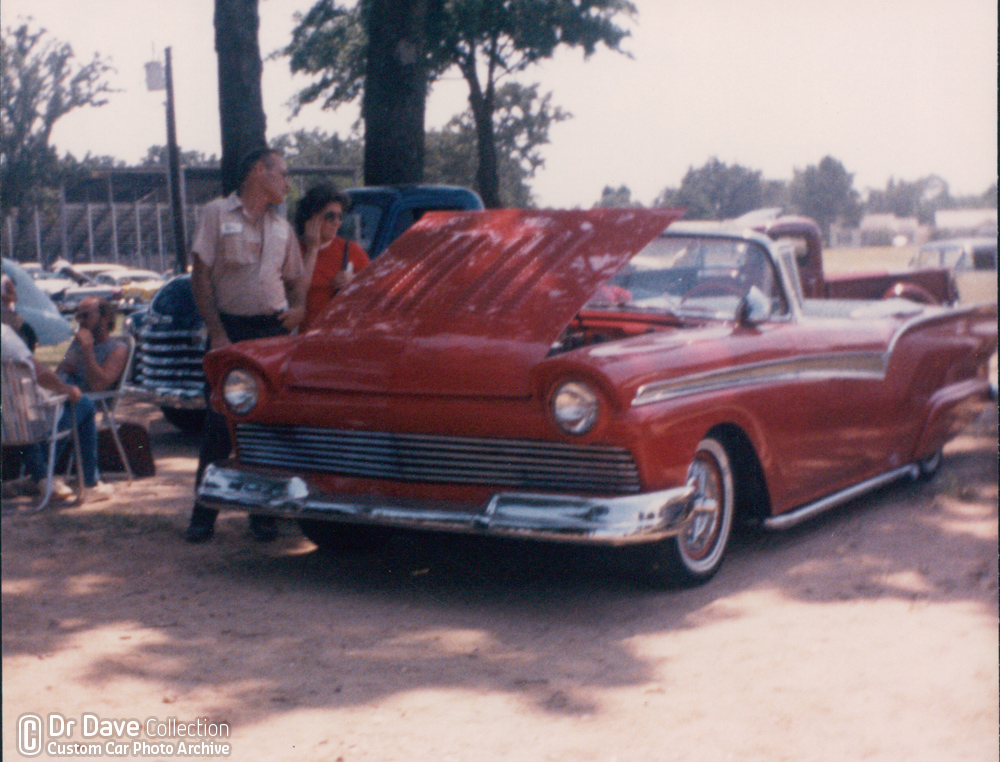 Ron Rainey 57 Ford b KKOA HDN 87DrD.jpg