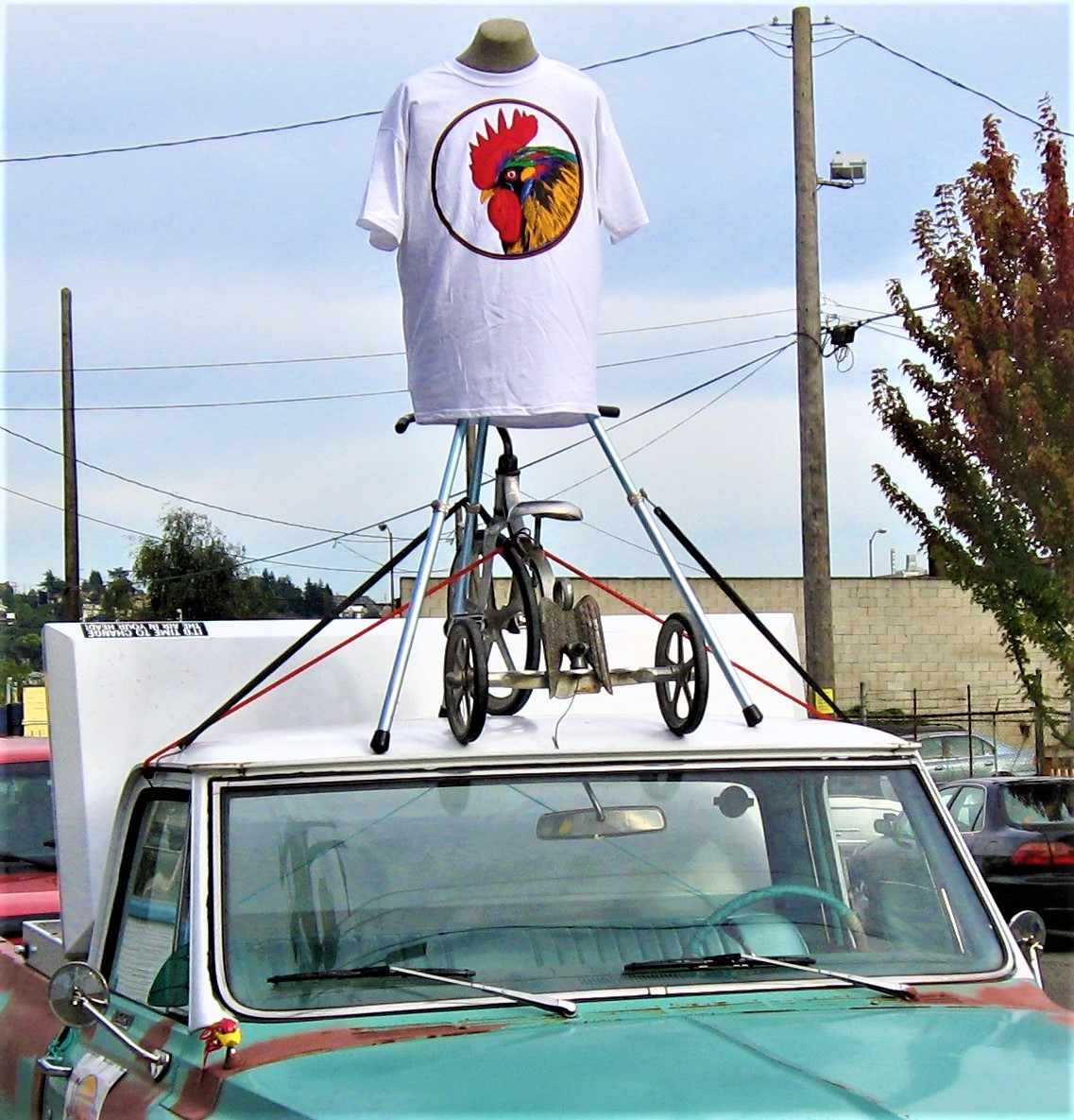 ROOSTER TRICYCLE.JPG