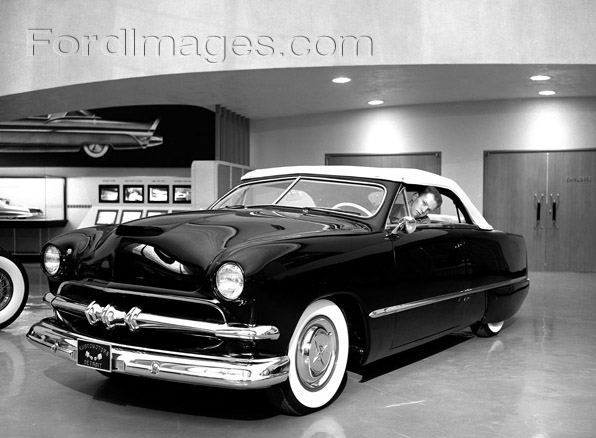 Rotunda-1955-custom-show7.jpg