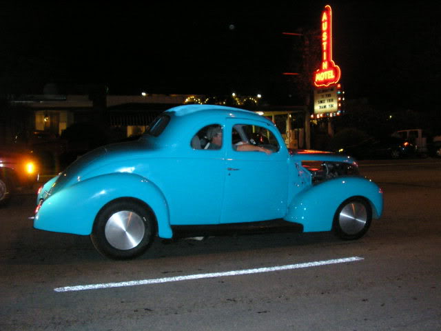 roundup09322.JPG