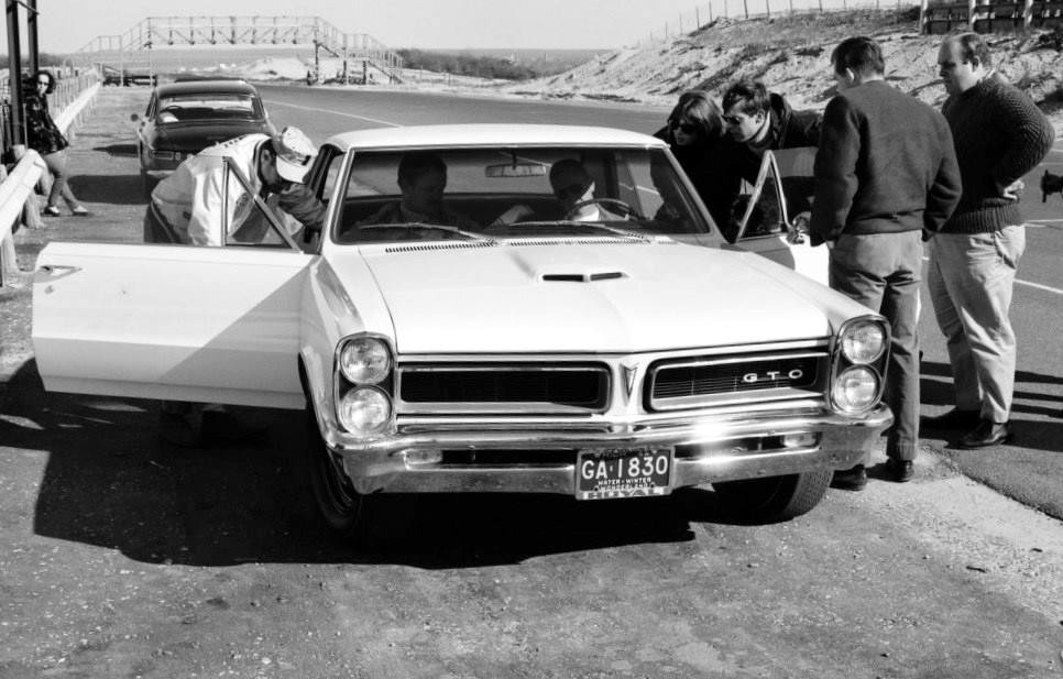 Royal Bobcat testing… Bridgehampton Raceway 1965.jpg